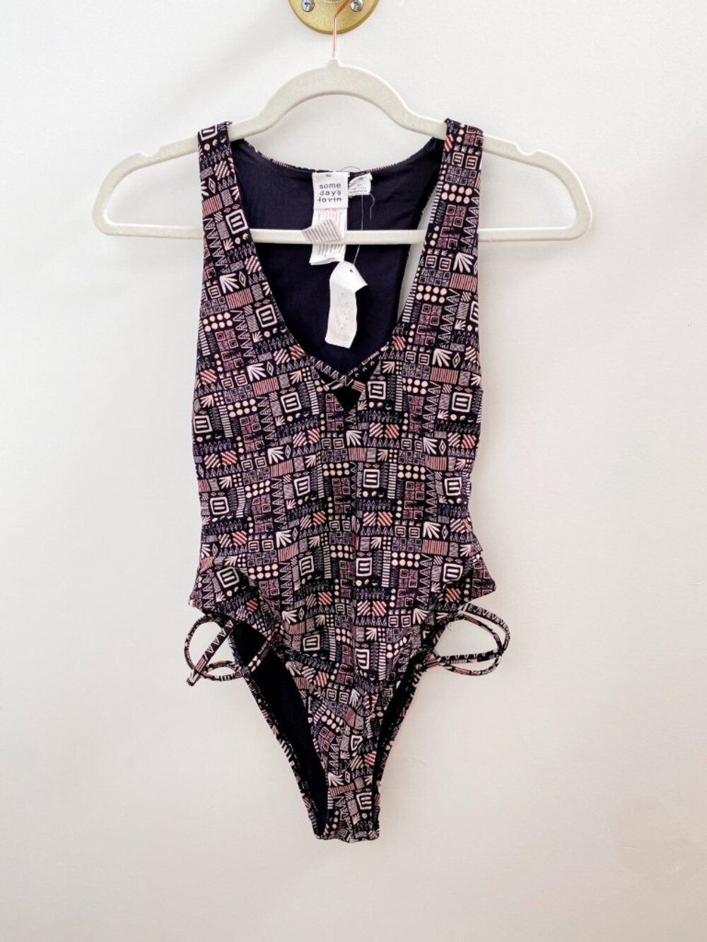 NWT Some Days Lovin Printed Cutout Detail One Piece Swimsuit - Medium